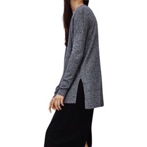 ARITZIA BABATON V-neck Sweater